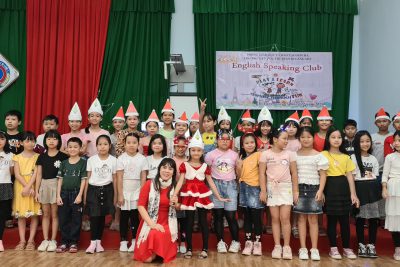 Sinh hoạt Câu lạc bộ Tiếng Anh
